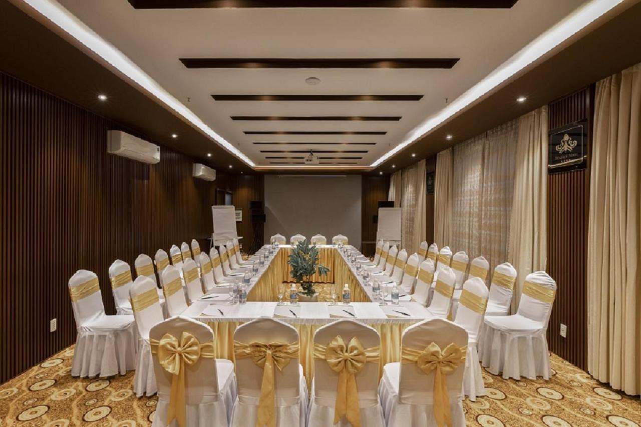Elizabeth Hotel Thu Dau Mot Экстерьер фото