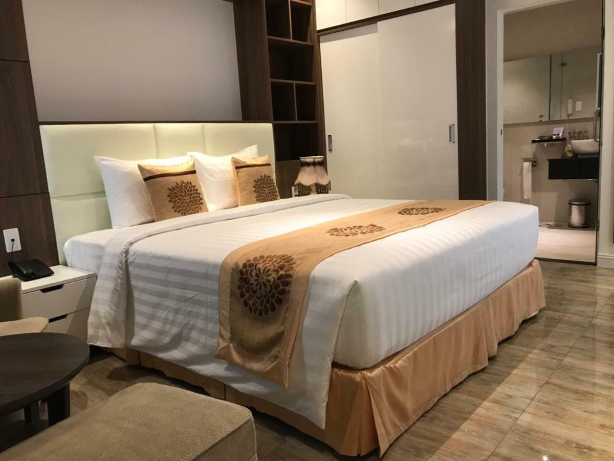 Elizabeth Hotel Thu Dau Mot Экстерьер фото