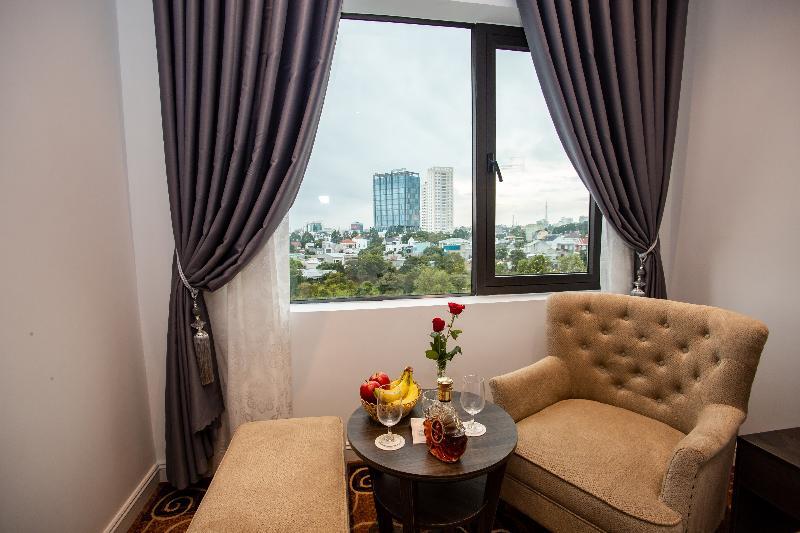 Elizabeth Hotel Thu Dau Mot Экстерьер фото